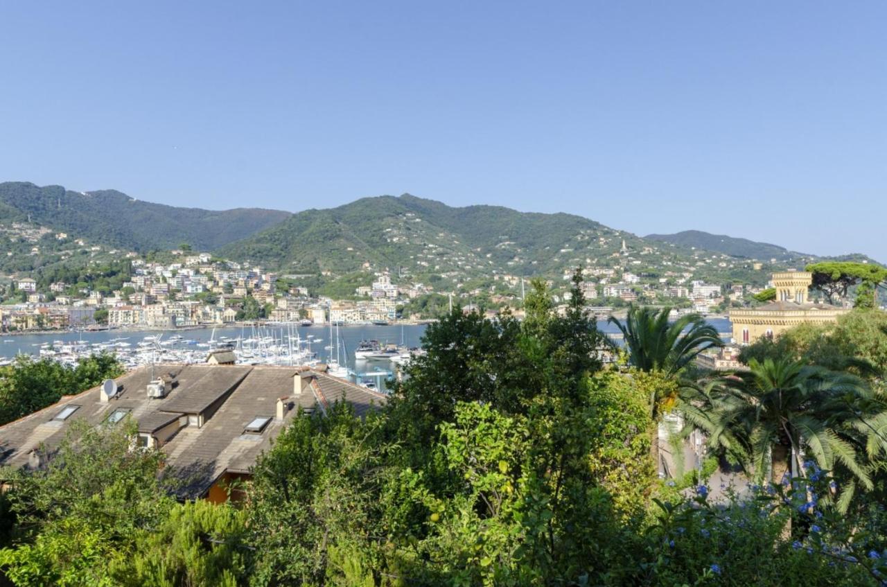 Joivy Apt With Amazing Sea View And Patio, Next To Port Of Rapallo Bagian luar foto